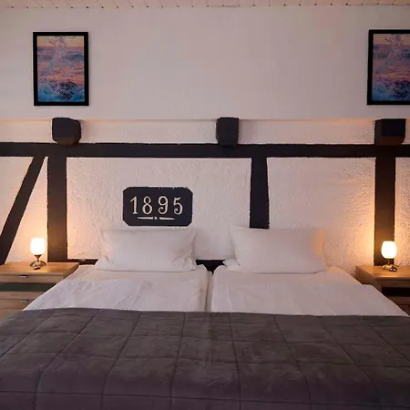 Zur Post Ochsendorf Hotel
