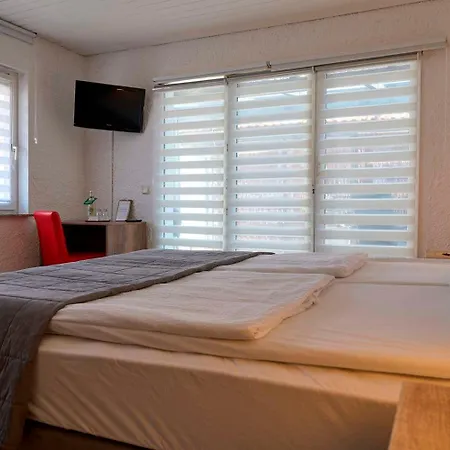 Hotel Zur Post Ochsendorf *
